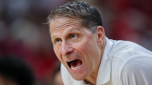 Razorbacks' Eric Musselman on sidelines against Auburn